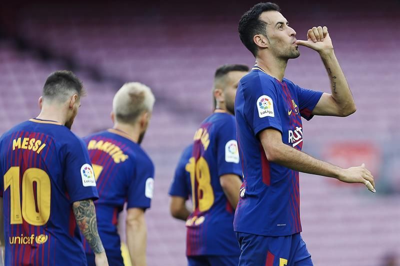 Busquets celebra su gol. EFE/Alejandro García