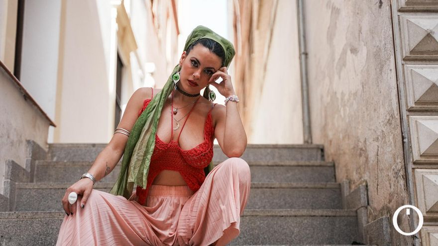 El pálpito creativo de LaLola: mucho más que la musa del arte emergente cordobés