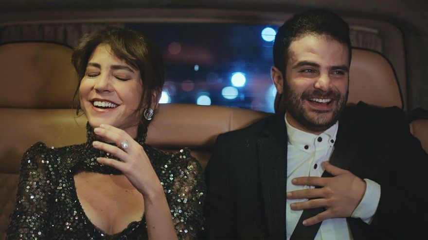 Eurovisión pone música con su primera semifinal a la noche de acercamiento romántico en 'Mujer'