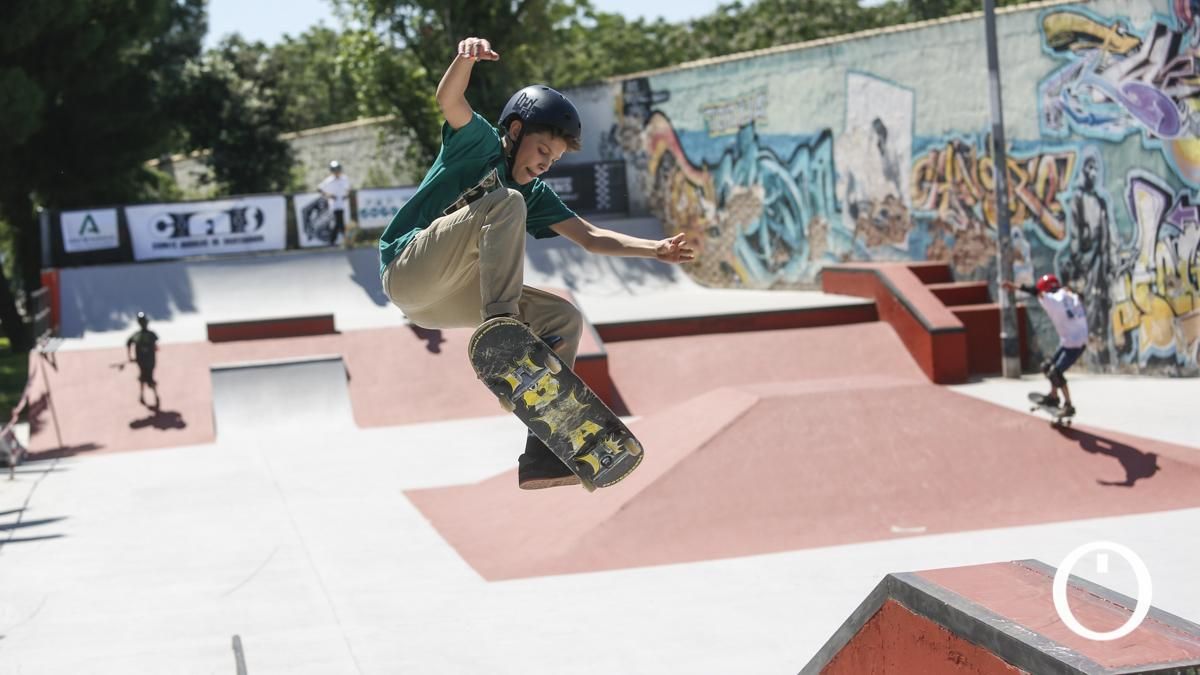 Prueba andaluza de skate en el skatepark de Cañero