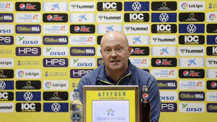 Mel: "Si llegamos de madrugada a Mallorca, sería de locos jugar a las 16.00"