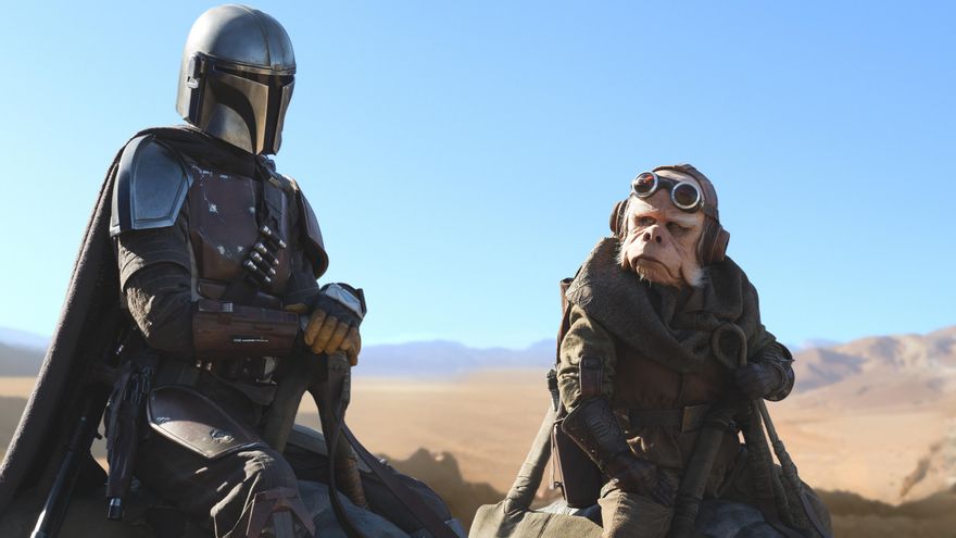 Mando junto a su amigo Kuiil en la temporada 1 de 'The Mandalorian'