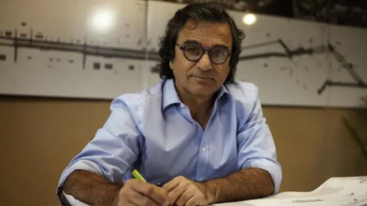 Denuncian a un funcionario de Milei por tener propiedades en Miami sin declarar: "Cometí un error"