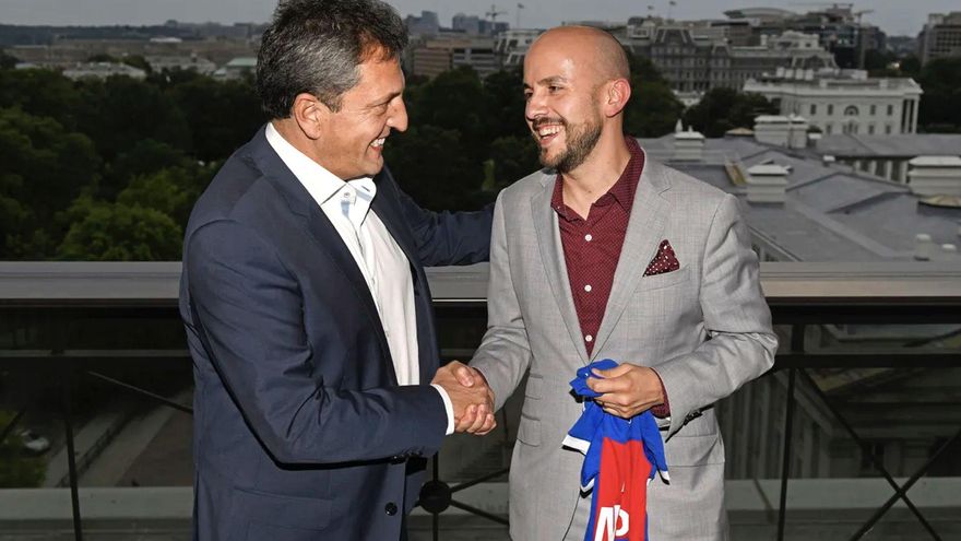 Con el aval de los Fernández, Massa viaja a EE.UU en busca de fondos para una Argentina sin reservas