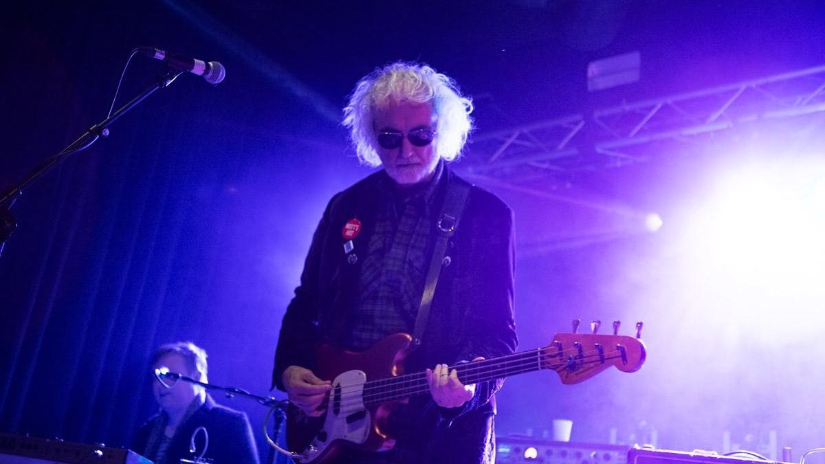 La nueva banda del guitarrista y fundador de R.E.M., Peter Buck, cabeza de cartel del Purple Weekend de León