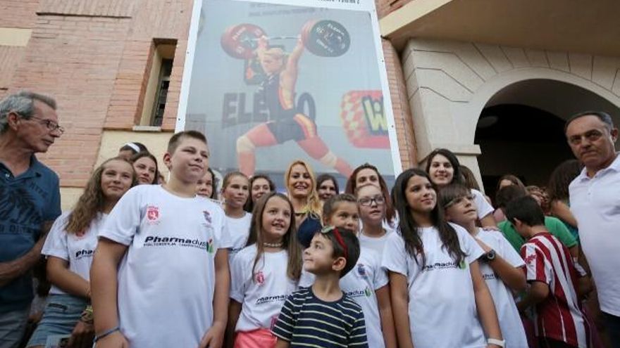 César Sánchez / ICAL Lydia Valentín recibe el homenaje del pueblo de Camponaraya (