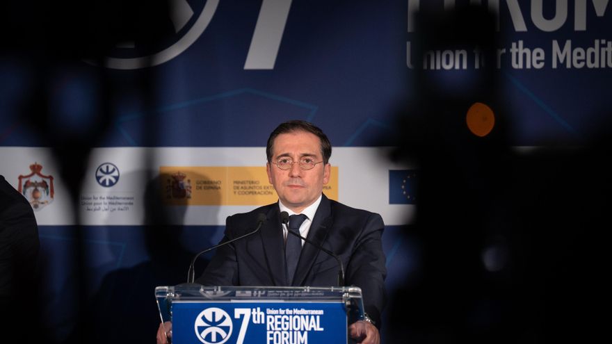 El ministro de Asuntos Exteriores, Unión Europea y Cooperación, José Manuel Albares, interviene durante el VII Foro regional de la Unión por el Mediterráneo (UpM), a 24 de noviembre de 2022, en Barcelona, Catalunya (España).