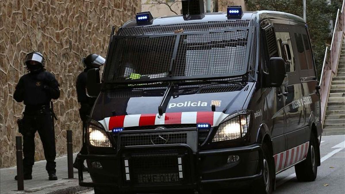 Mossos d'Esquadra en una operación antiterrorista.