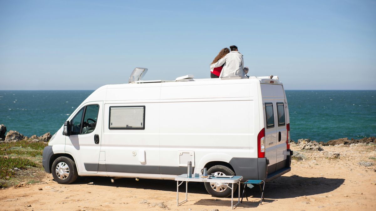 ¿Dónde puedo aparcar mi autocaravana o camper? Esto dice la DGT