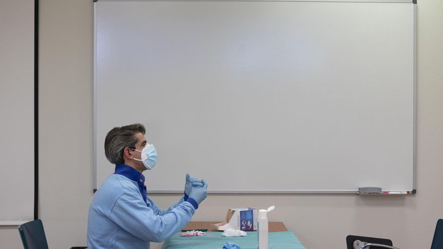 Andalucía registra 1.514 positivos por Covid, 19 fallecidos y su tasa baja a 254,5