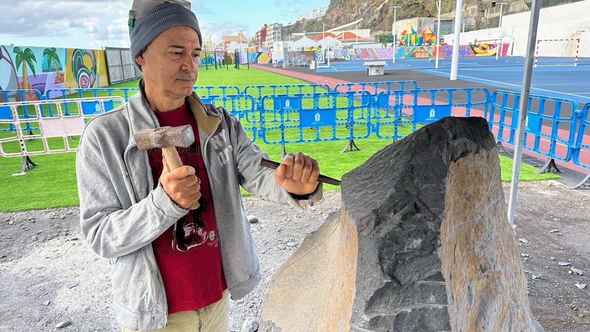 La experiencia creativa en directo se desarrollará en el Centro de Ocio Polivalente, en horario de mañana y tarde, y permitirá al público contemplar en vivo la labor de un escultor de trayectoria consolidada, Alfonso Serio Hernández.