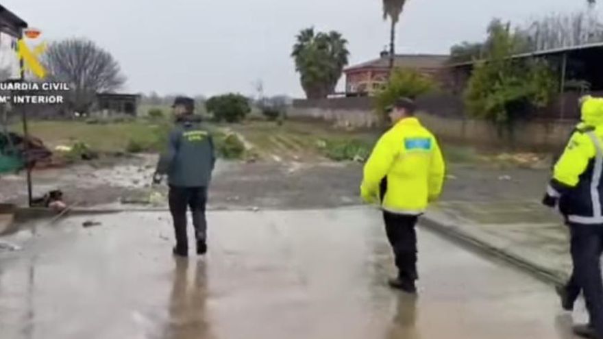 La Guardia Civil, en la zona de Huertos Familiares de Villafranca.