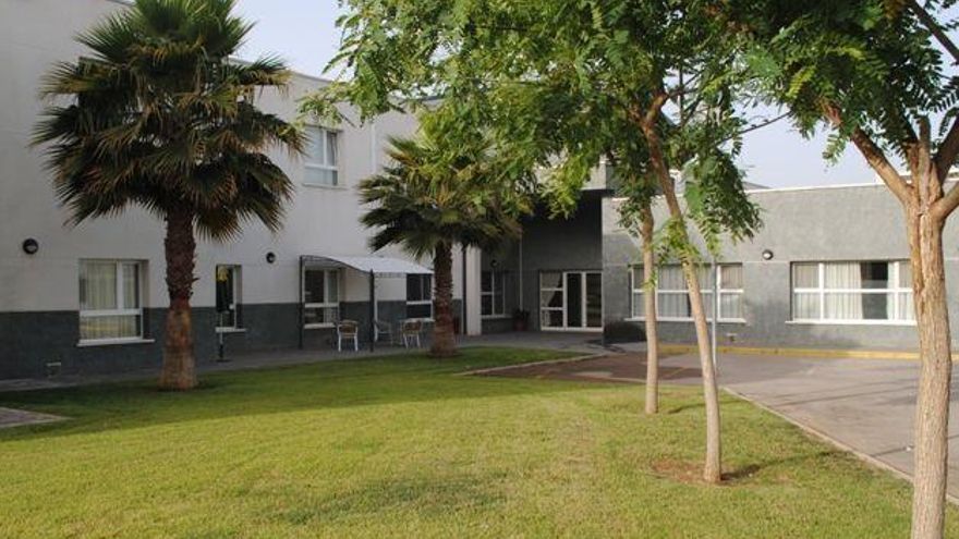 El despido del director de un centro de mayores "caótico" en plena ola COVID: fallos "graves, voluntarios y constantes"