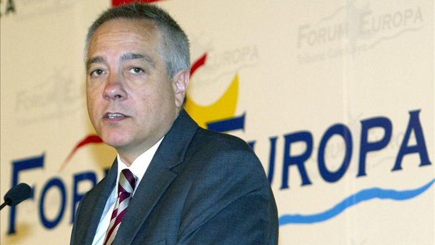 Navarro pide a Mas que apueste por el diálogo como hacen sus consellers