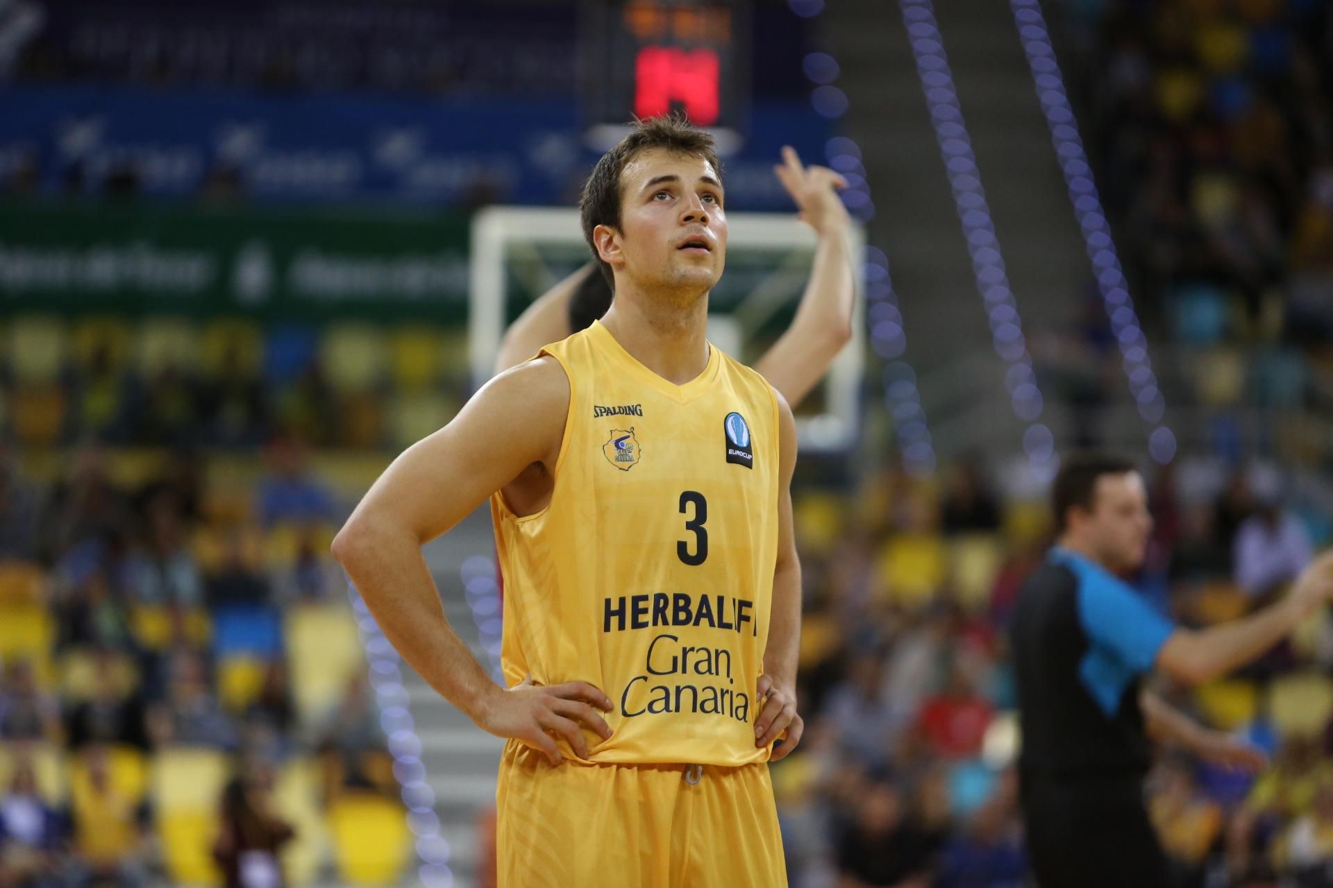Partido entre el Herbalife Gran Canaria y Hapoel Jerusalen disputado en el Gran Canaria Arena. (Alejandro Ramos).