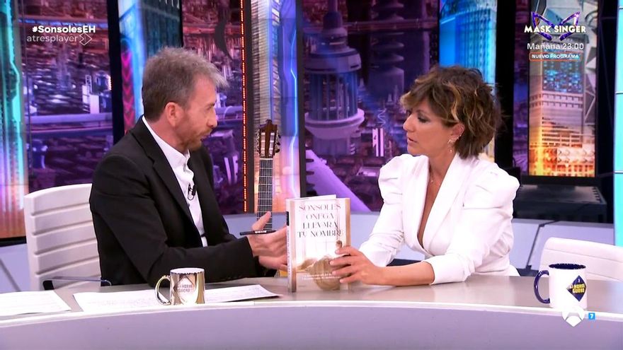 Pablo Motos y Sonsoles Ónega critican desde 'El Hormiguero' el IVA de los libros con datos falsos: es del 4% y no del 21%