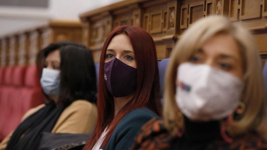 De izquierda a derecha, Elisa Fernández (FADEMUR), Irene Chumillas, de 1,2,3, Educafem y Toñi Pastrana, presidenta de la Asociación de Mujeres Empresarias de Albacete y provincia