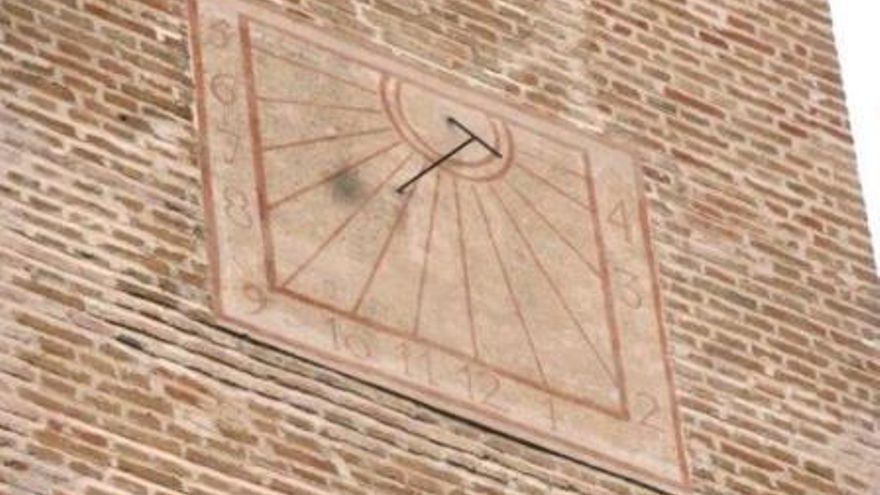 Los relojes de sol en la península son incontables pero el más antiguo está en este pueblo de Sevilla
