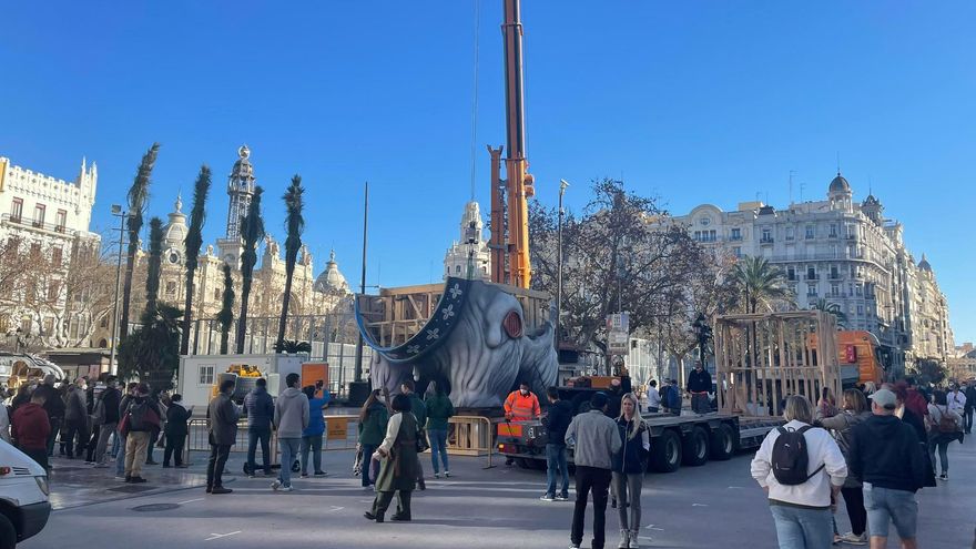 Las Fallas cogen impulso, pero con limitaciones: prohibido hacer botellón, tirar petardos por las noches y verbenas con control de ruido