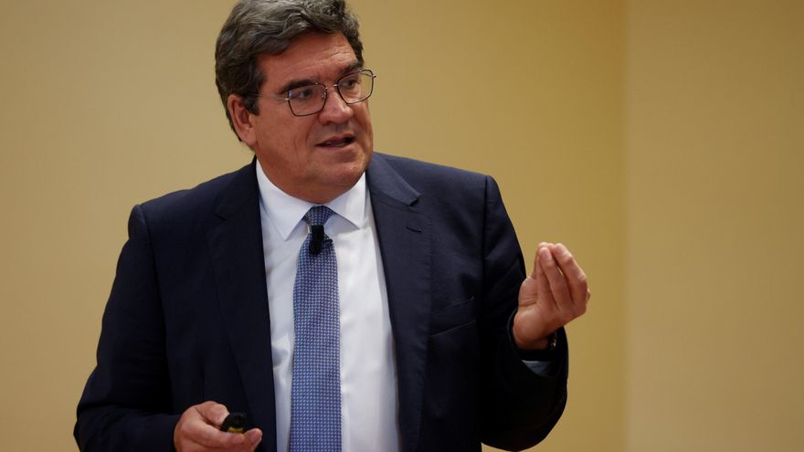 El ministro de Inclusión, Seguridad Social y Migraciones, José Luis Escrivá, en una fotografía de archivo. EFE/ J.J. Guillén