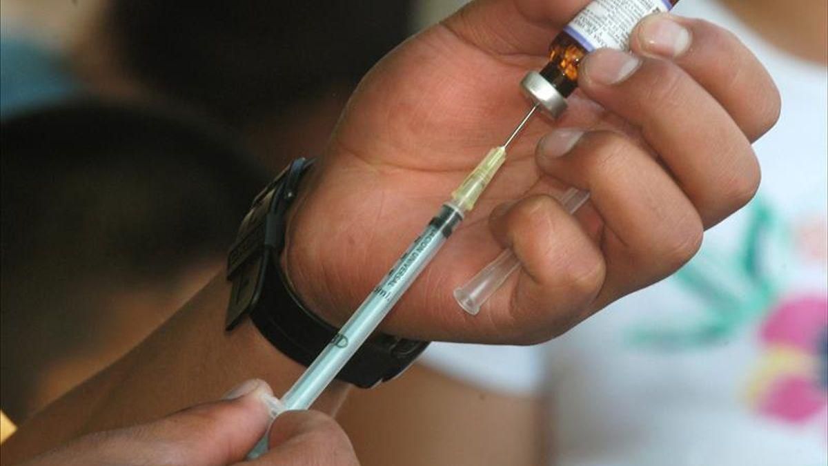 El objetivo  de la campaña  Yo me vacuno. Este año marco la diferencia es evitar complicaciones de gripe en las personas vulnerables y evitar una sobrecarga en el sistema asistencial.