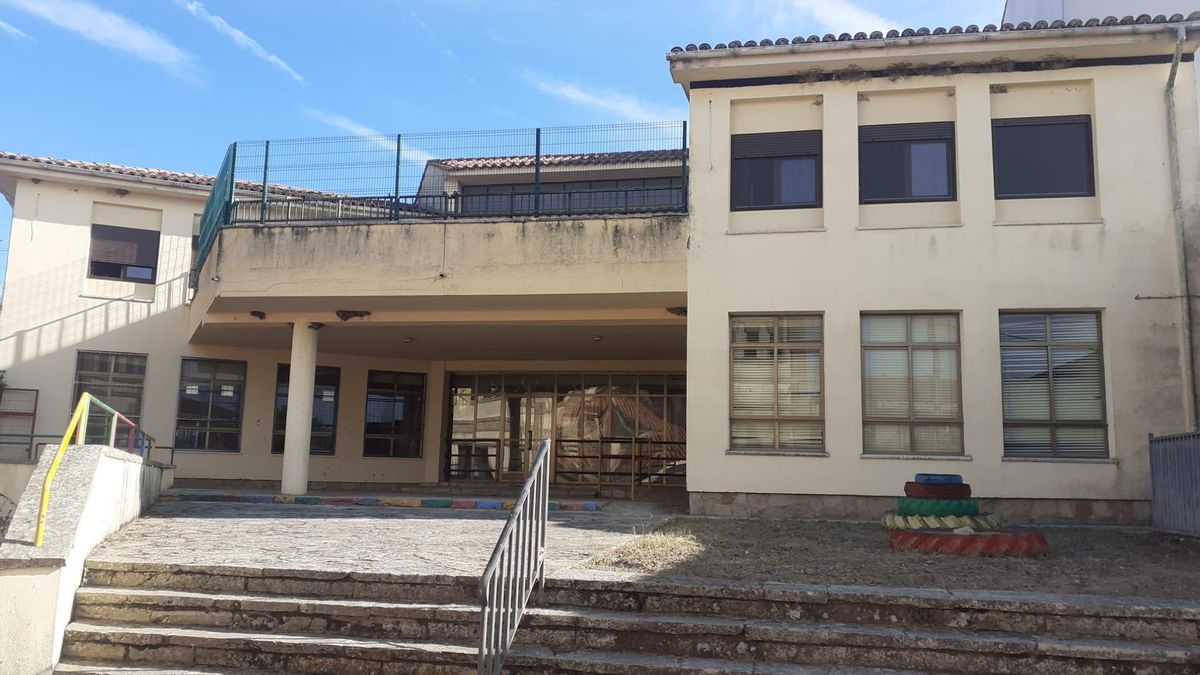 Edificio que alojará el nuevo consultorio de Fermoselle.