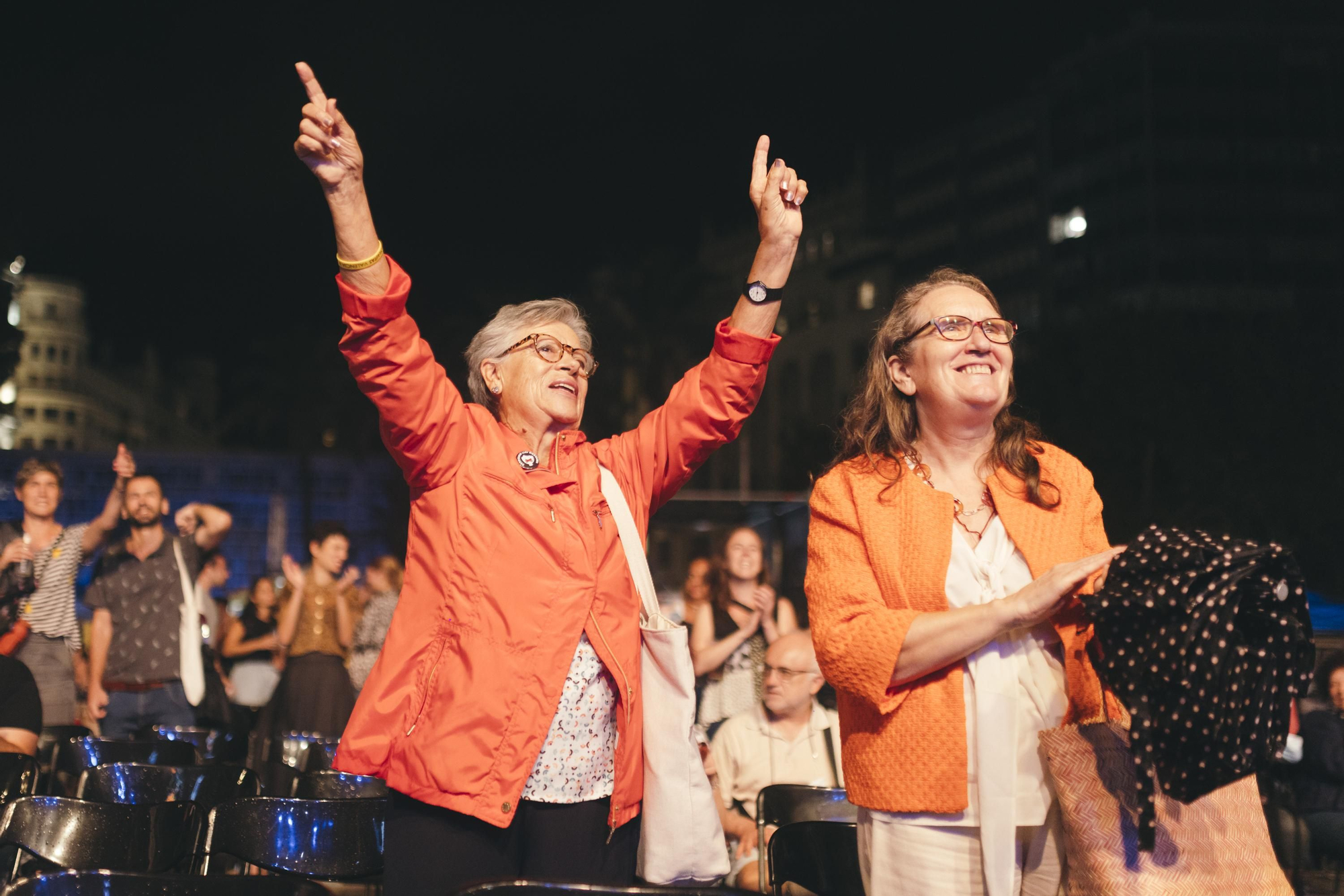 Las valencianas se levantan al ritmo de "Las víctimas civiles"