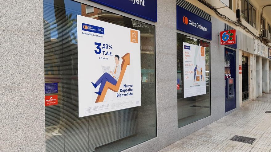 Caixa Ontinyent abre su primera oficina en la ciudad de Alicante dentro de su plan de expansión