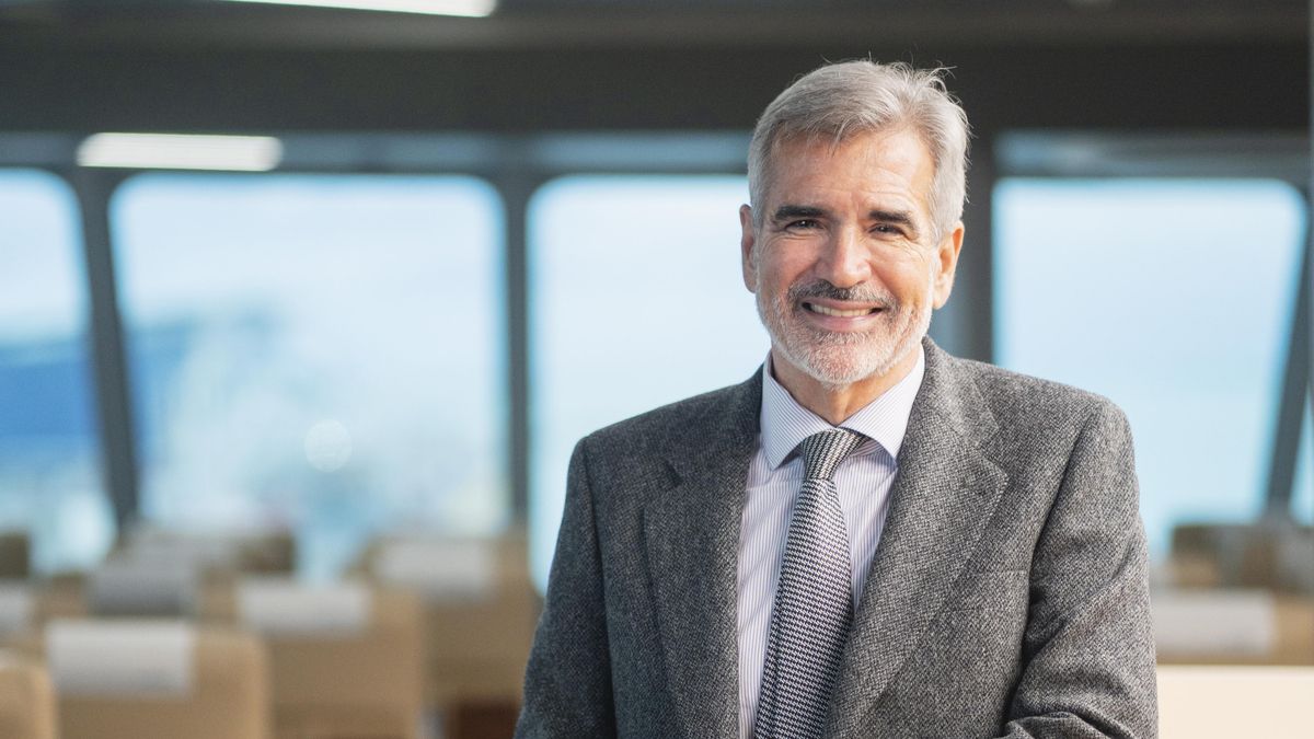 "Las causas de la saturación vial en Eivissa, más allá de la eventual insuficiencia de las infraestructuras viales, hay que buscarlas en el urbanismo disperso y en el cambio de modelo turístico experimentado en los últimos años", comenta Utor.