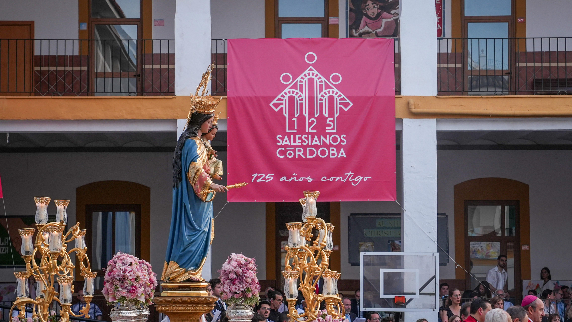 Procesión de la Virgen María Auxiliadora