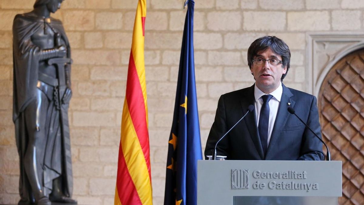 Puigdemont renuncia al sueldo de expresidente porque se considera aún presidente