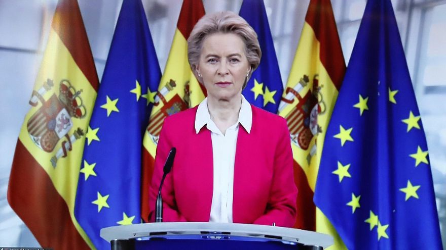 La presidenta de la Comisión Europea, Ursula von der Leyen se conecta a la Conferencia de presidentes autonómicos celebrada este lunes en Madrid. EFE/Chema Moya POOL