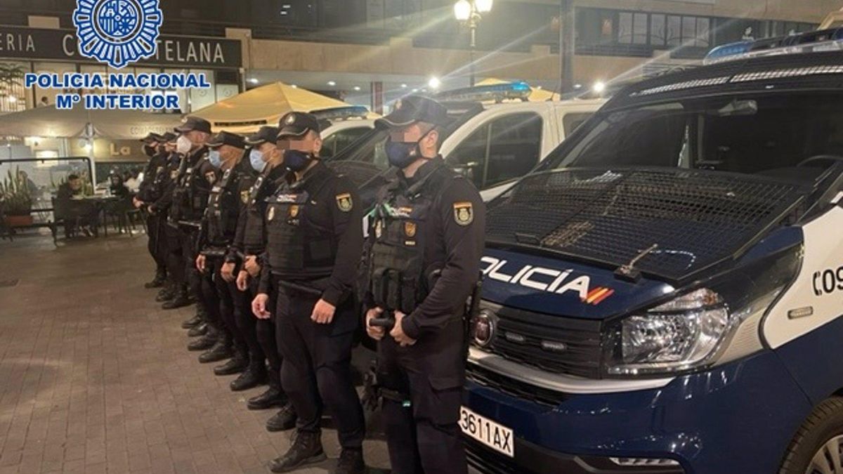 Dispositivo de seguridad de la Policía Nacional en Santa Cruz de Tenerife