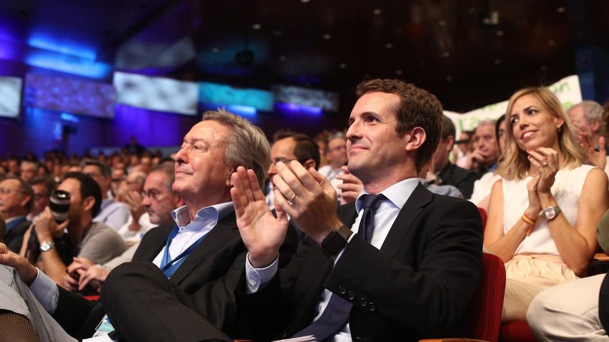 Casado no desvela su secretario general para una "integración real" con Santamaría y suma a  cargos de Cospedal