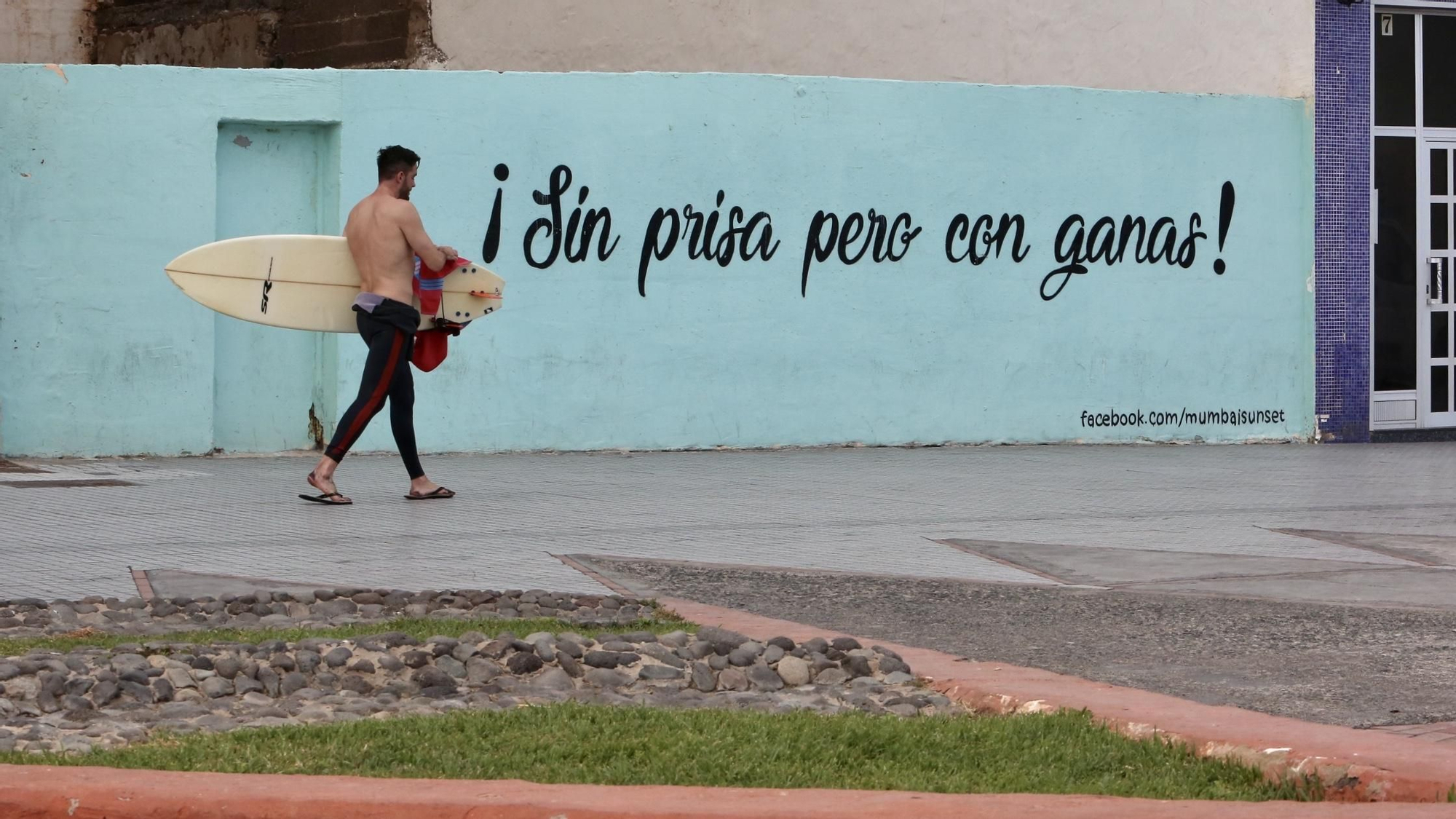 Primer día de alivio del confinamiento en Las Palmas de Gran Canaria. (Alejandro Ramos)