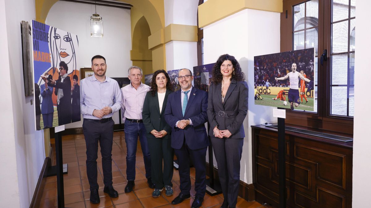 Exposición para recordar los 40 años de la Agencia EFE en Castilla-La Mancha