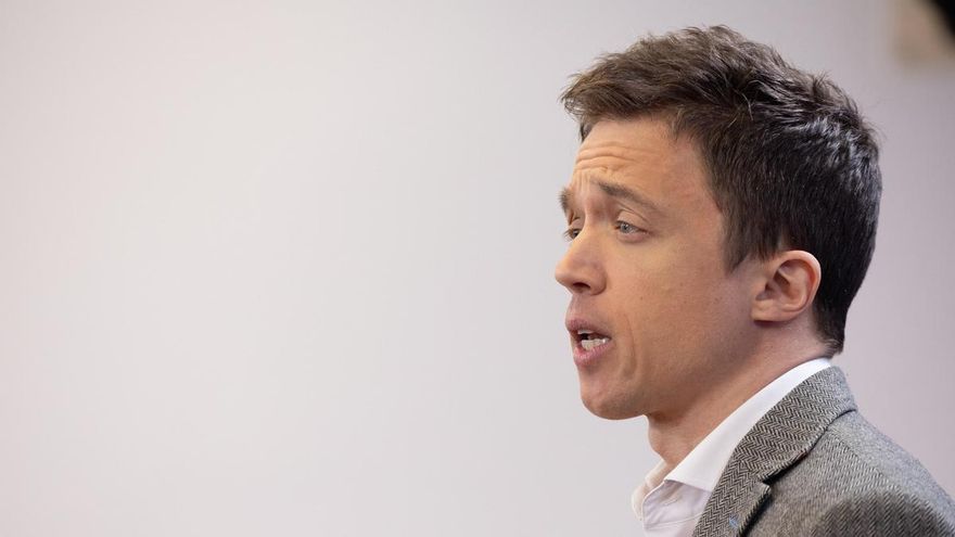 El líder de Más Páis, Iñigo Errejón, durante una rueda de prensa posterior a la Junta de Portavoces, a 27 de febrero de 2024, en Madrid