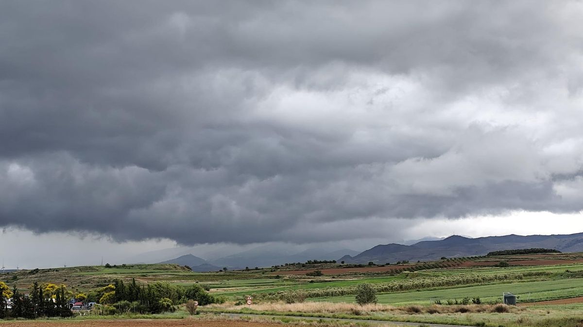 Martes en La Rioja: chubascos con tormenta y mínimas más bajas