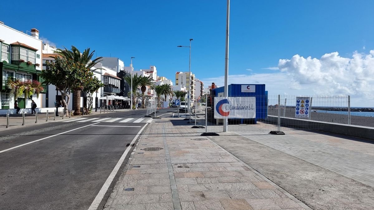 En la imagen, la avenida Marítima, donde se han iniciado los preparativos para el comienzo de la tercera y úlitma fase de las obras de rehabilitación.