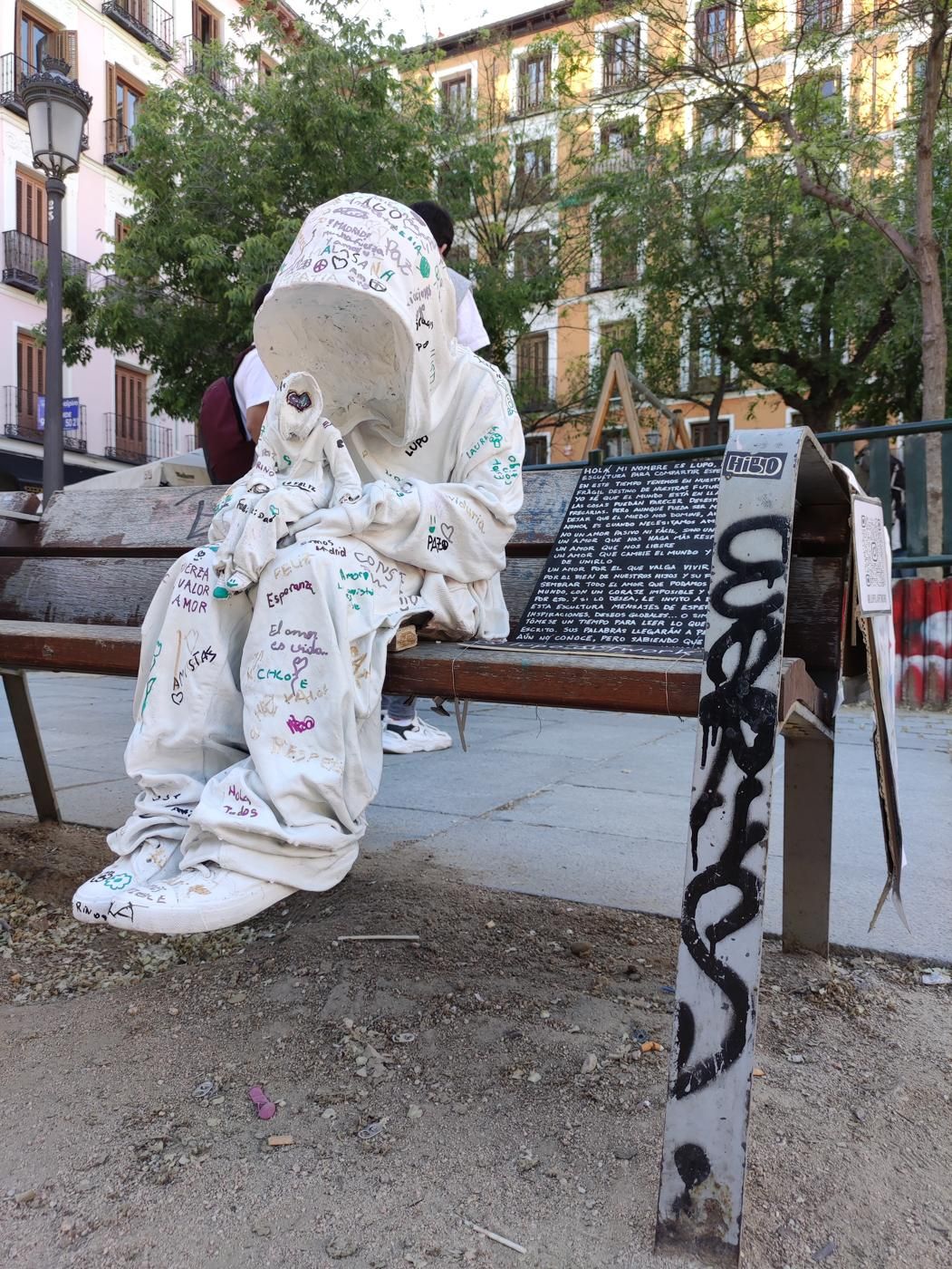 Una de las obras de Pinta Malasaña 2025