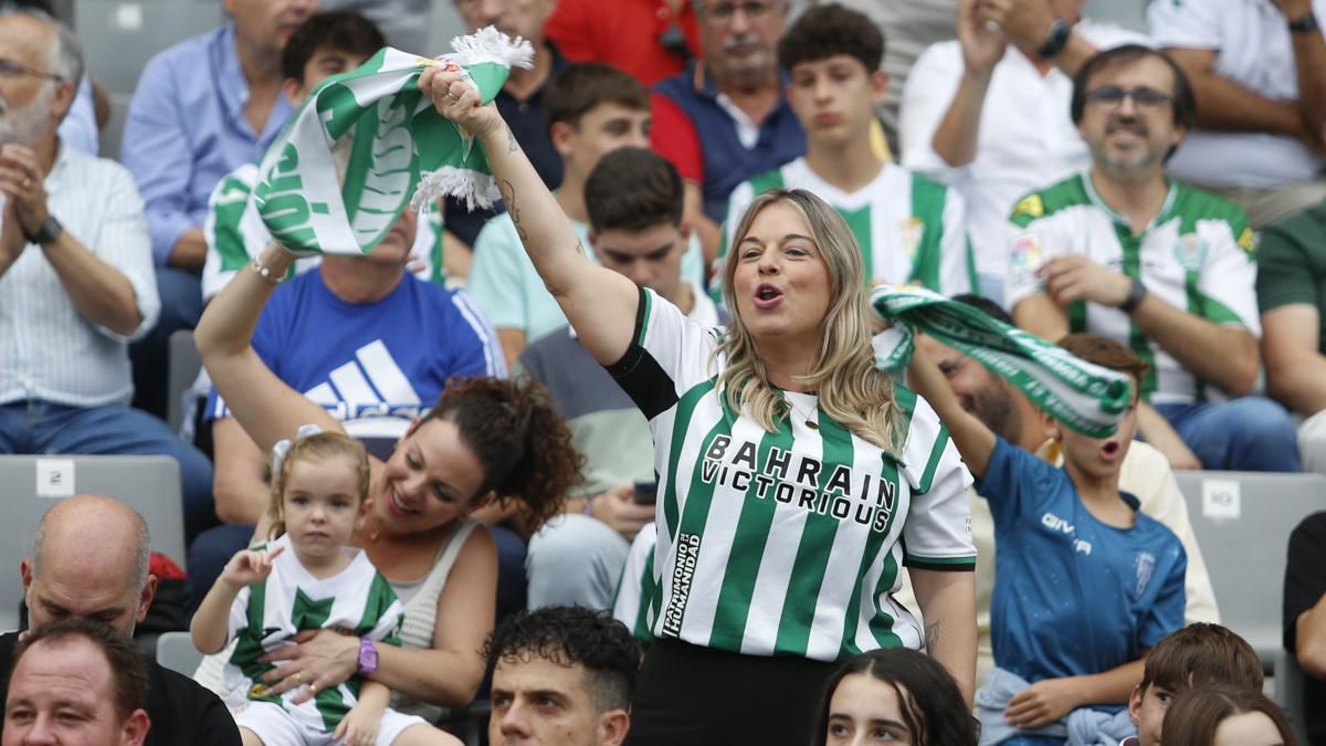 Grada Blanquiverde del Córdoba CF - UD Almería