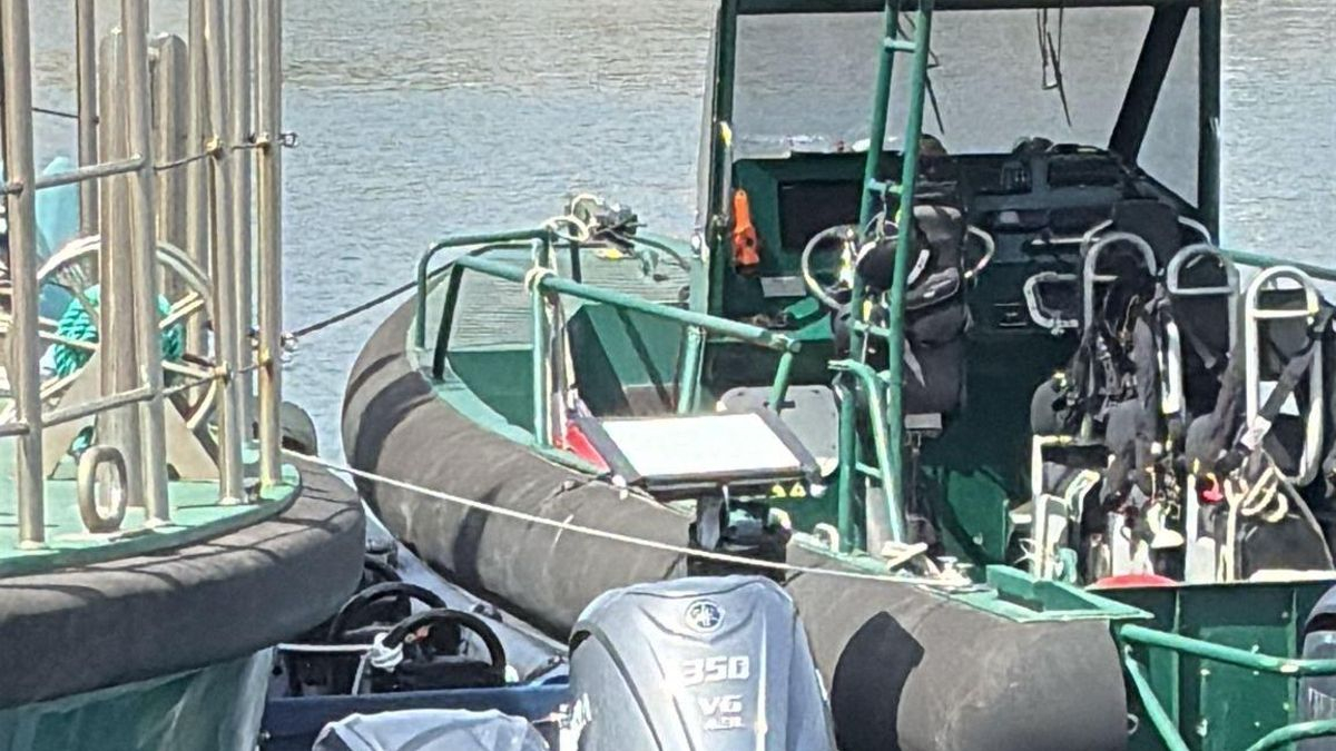 Tres guardias civiles heridos al ser embestida su patrullera en una operación contra el tráfico de migrantes en Águilas