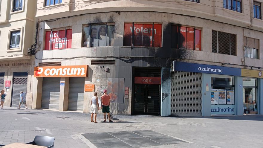 El PSPV responsabiliza al PP del "premeditado" ataque a su sede en València por "la violencia verbal de Feijóo, Aznar y Rajoy"