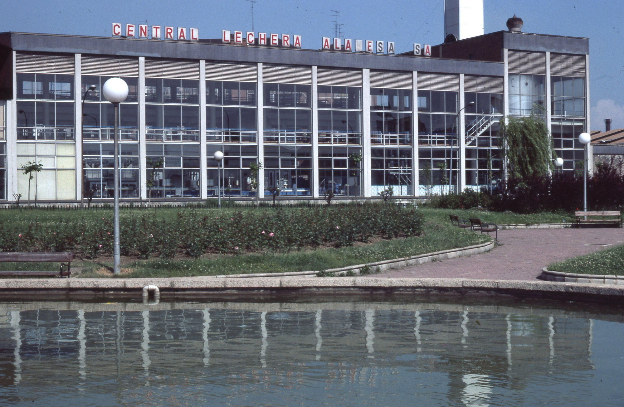 Central lechera en Zaramaga