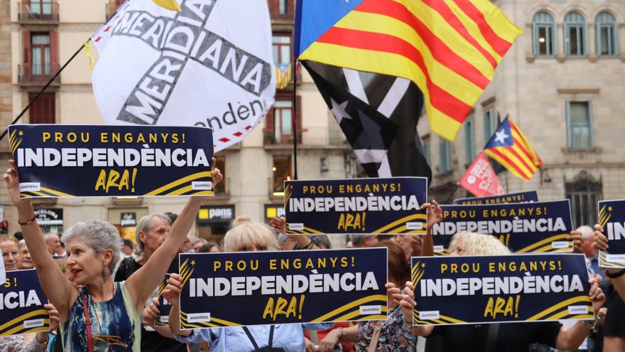 La ANC reclama a Junts y ERC que no invistan a Sánchez: "No salvamos ninguna patria que no sea la catalana"