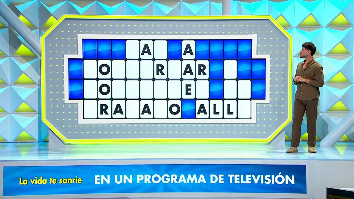 Brian, el sustituto de Laura Moure, debuta en 'La Ruleta' con un panel dedicado a su estreno: "La vida te sonríe"