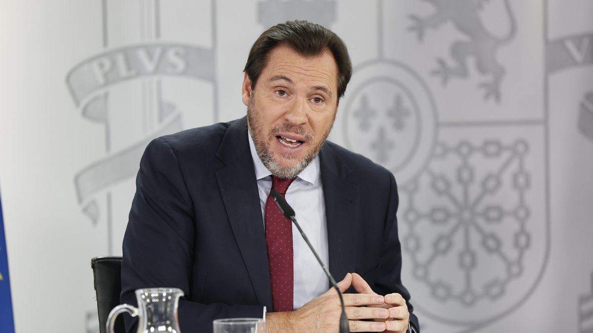 El ministro de Transportes, Óscar Puente en una imagen de archivo en el Palacio de la Moncloa. EFE/Chema Moya