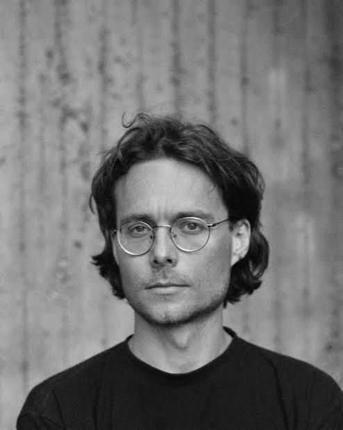 Sven Bresser, director