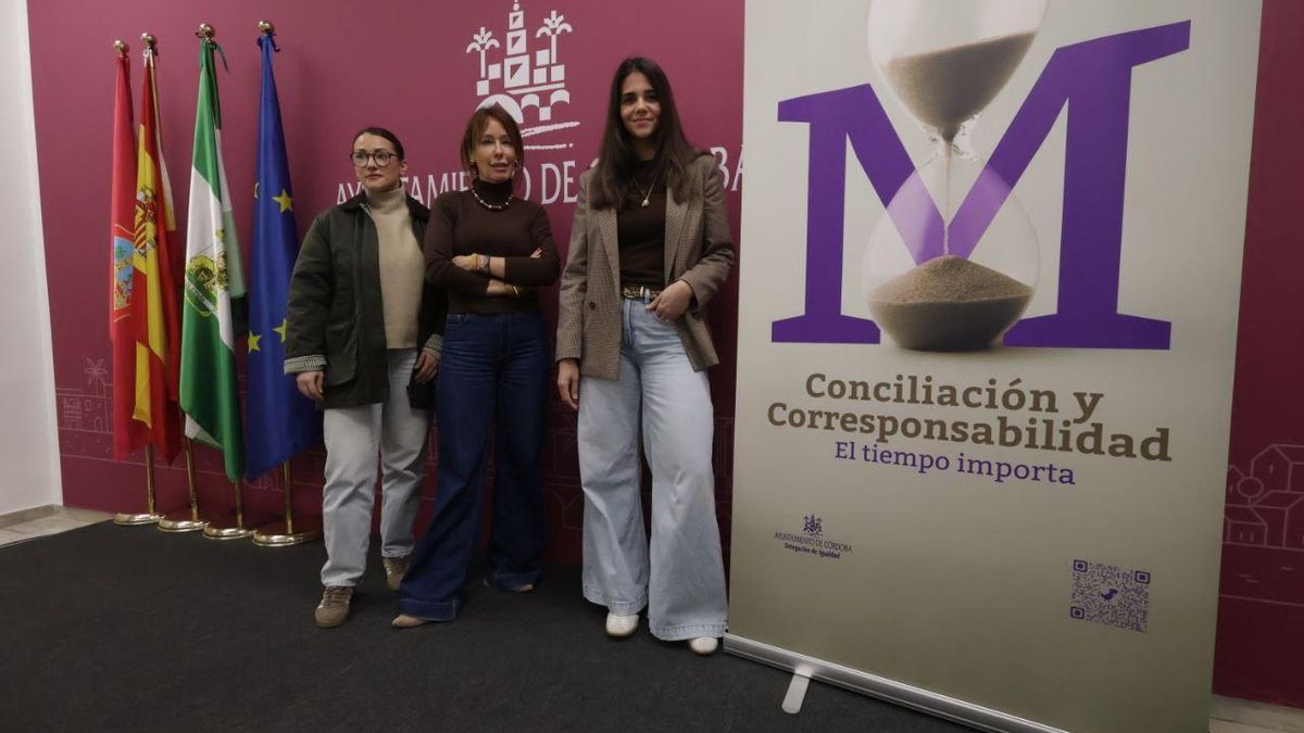 Presentación de la campaña del 8M en el Ayuntamiento de Córdoba.
