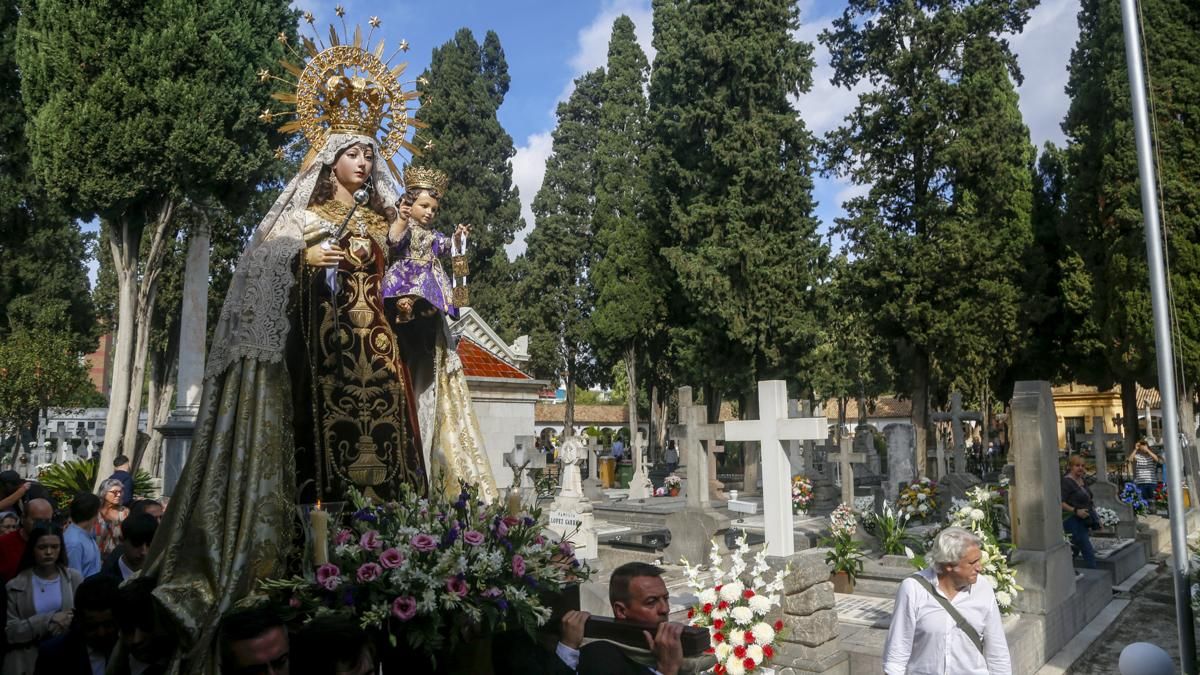 Visita de la Virgen del Carmen al Cementerio de San Rafael